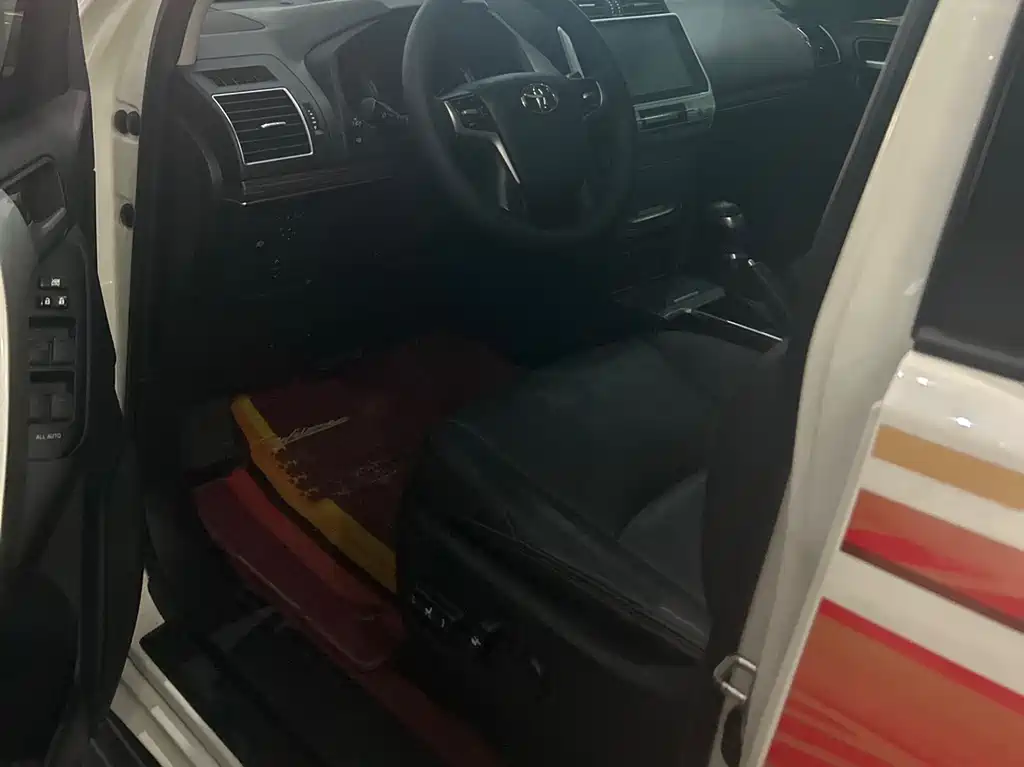 Toyota Prado 2020