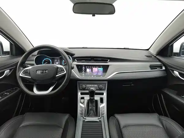 Geely Emgrand 2021