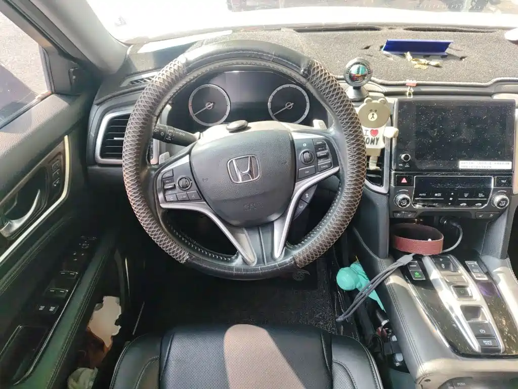 Honda UR-V 2018 — фото 6