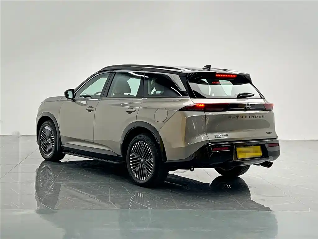 Nissan Teramont 2024
