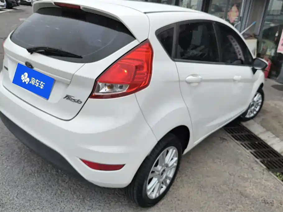 Ford Fiesta 2015