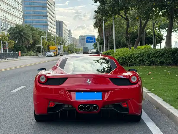 Ferrari 458 2014