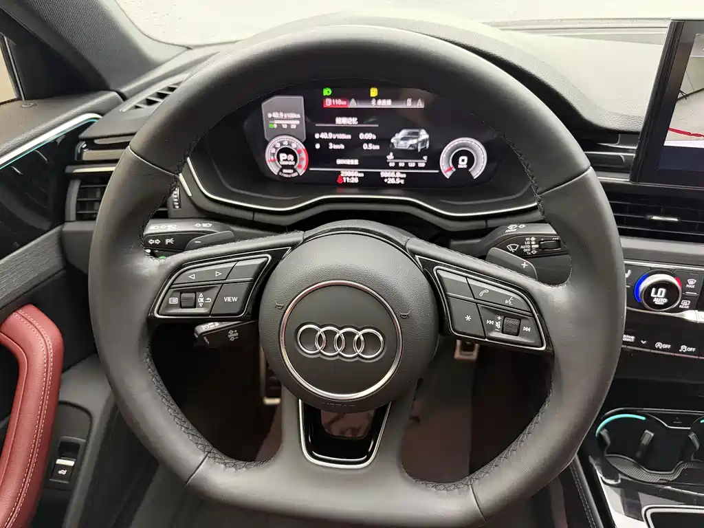 Audi A4L 2023 — фото 22