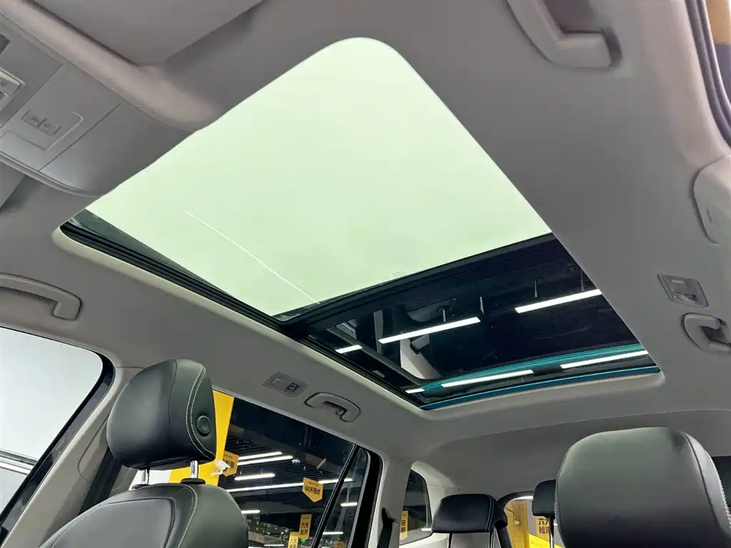 Volkswagen Tiguan L 2020 — фото 16