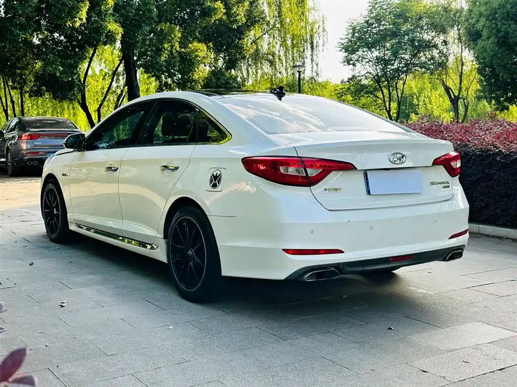 Hyundai Sonata 2016 — фото 9