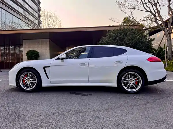 Porsche Panamera 2014