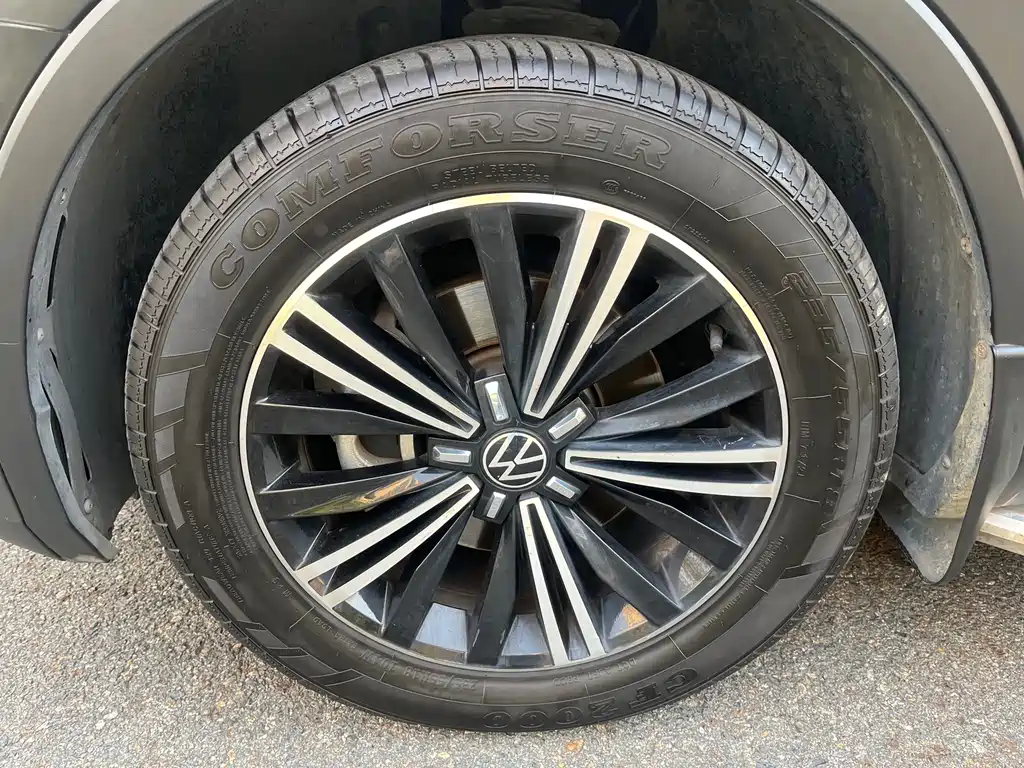 Volkswagen Tiguan L 2020 — фото 14