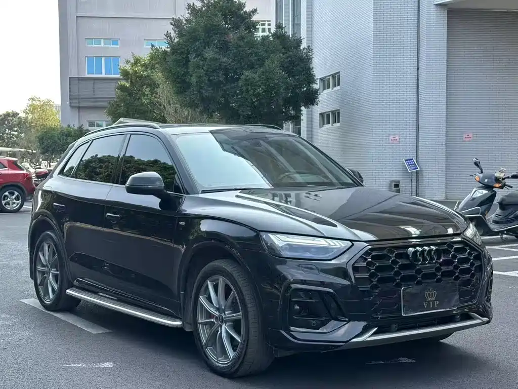 Audi Q5L 2022 — фото 3