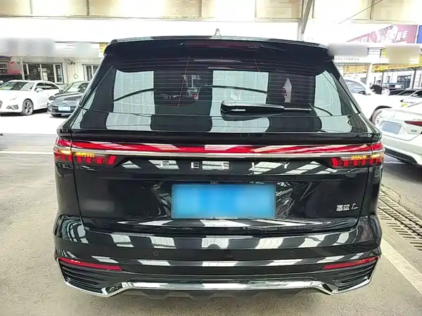Geely Xingyue L 2025