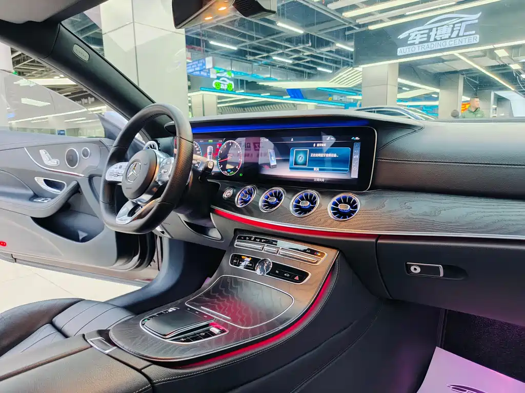 Mercedes-Benz E-Class 2020 — фото 10