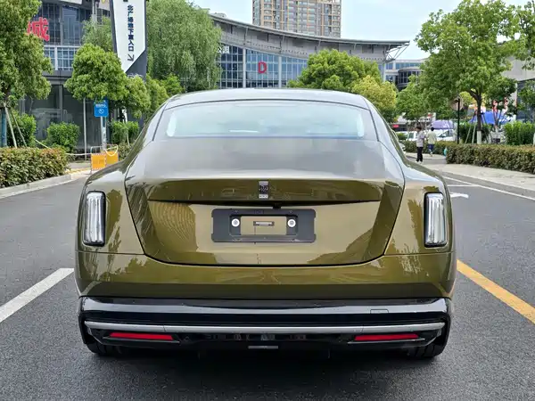 Rolls-Royce The Shining 2026