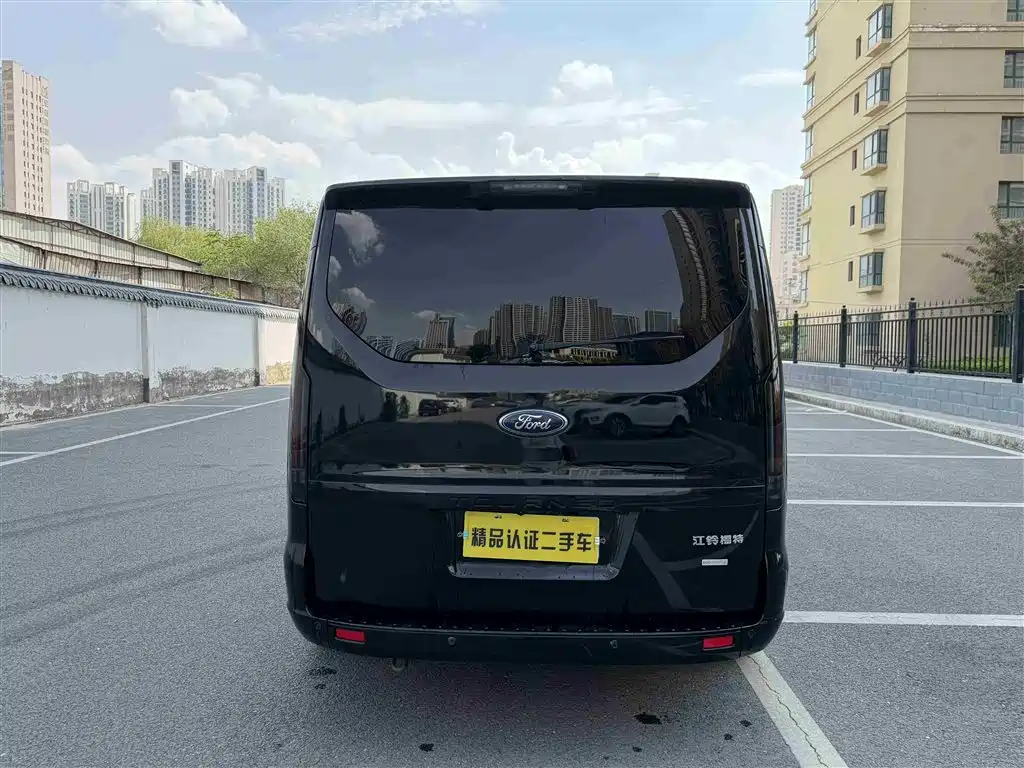 Ford Tourneo 2023 — фото 20