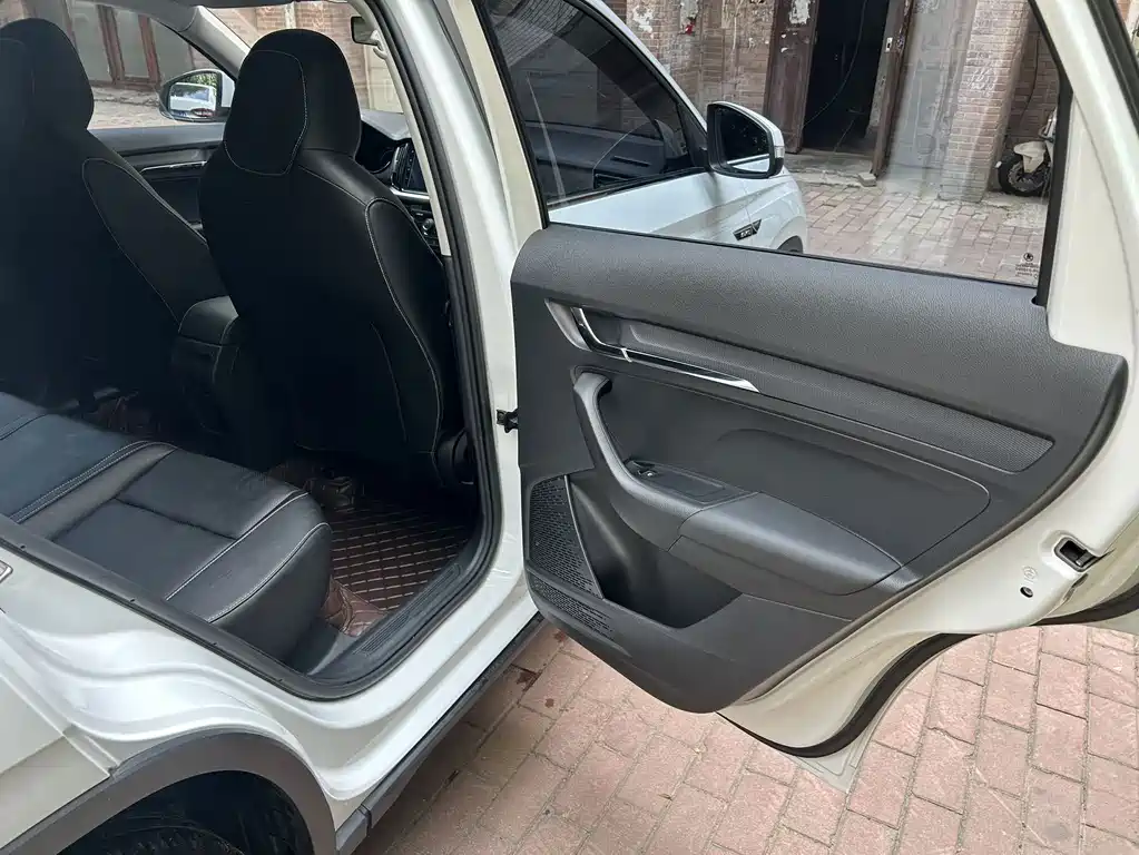 Skoda Kamiq 2023 — фото 13