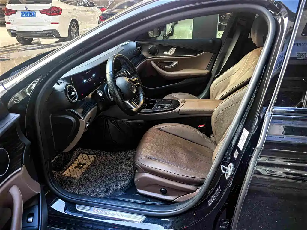 Mercedes-Benz E-Class 2021 — фото 10