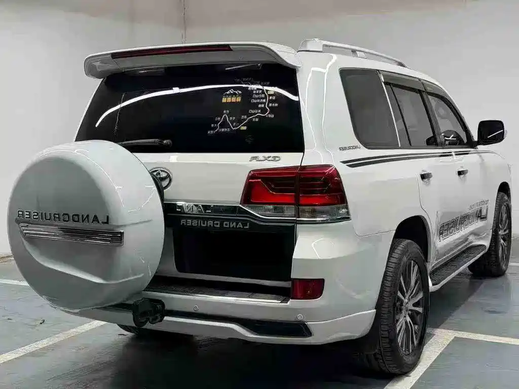 Toyota Land Cruiser 2019 — фото 9