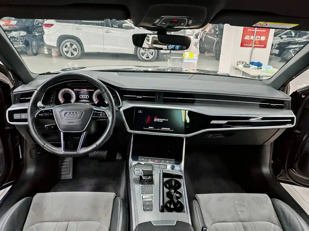 Audi A6L 2021