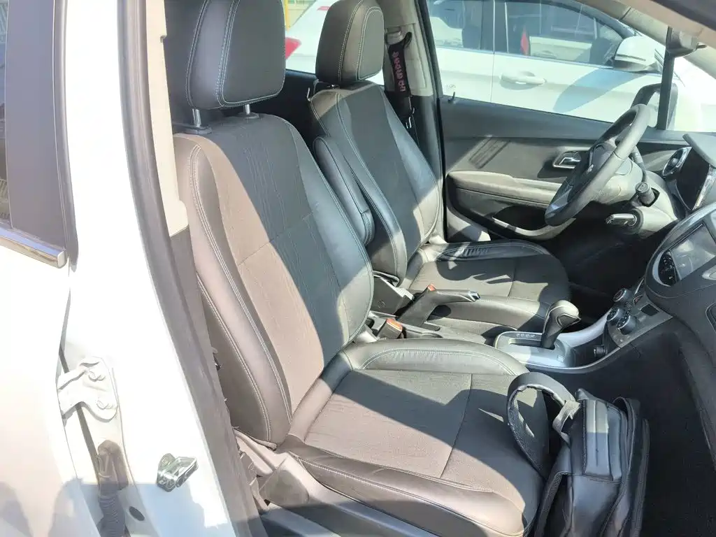 Chevrolet Trax 2015 — фото 20
