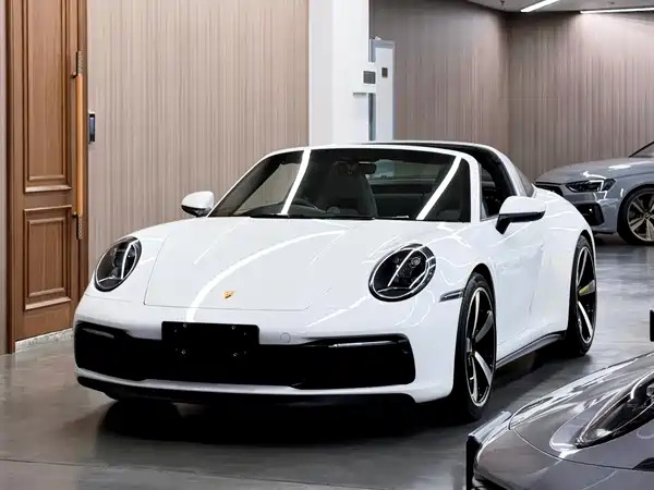 Porsche 911 2024