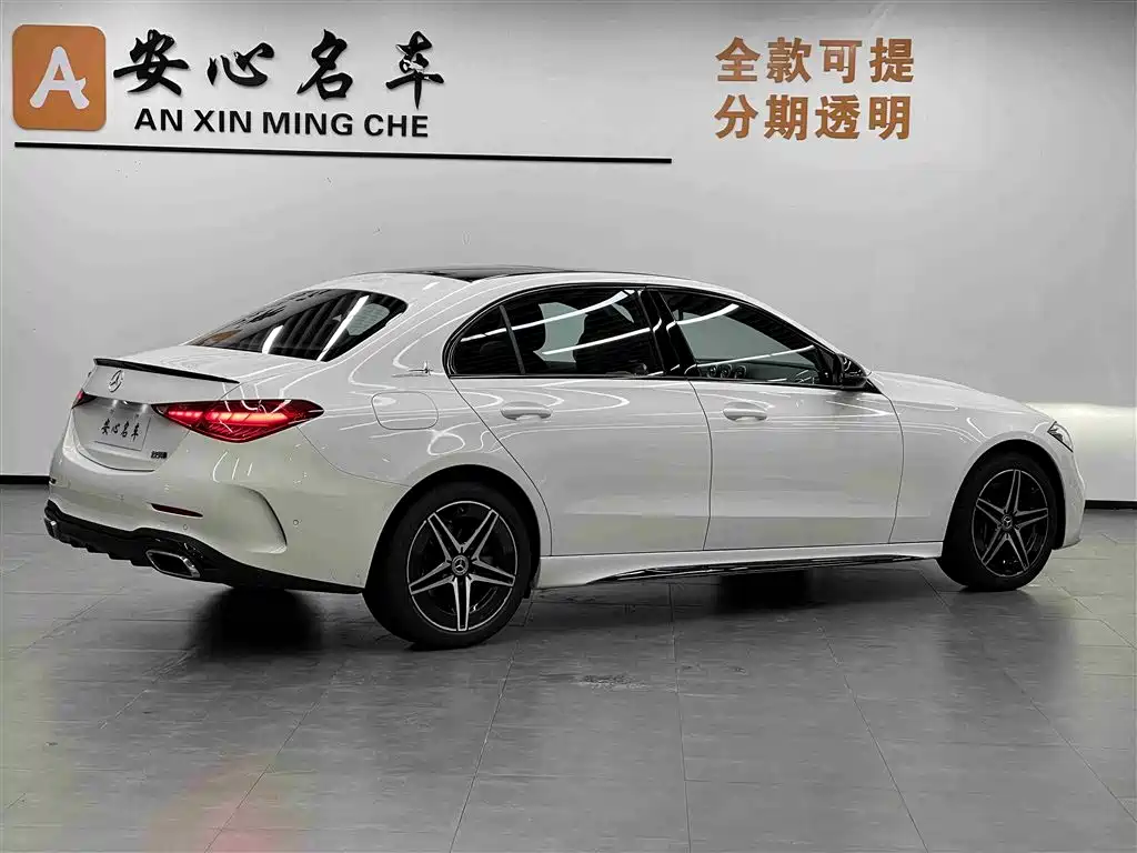 Mercedes-Benz C-Class 2024 — фото 3