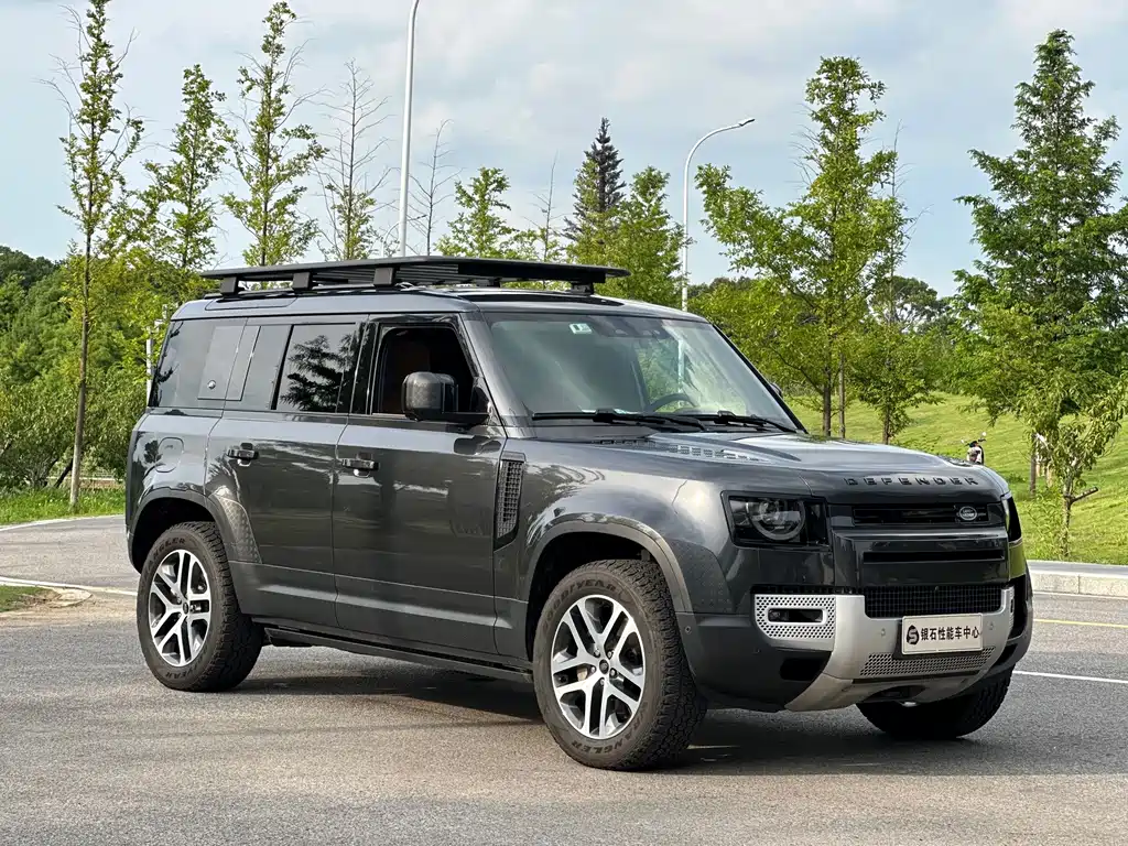 Land Rover Defender 2024 — фото 3
