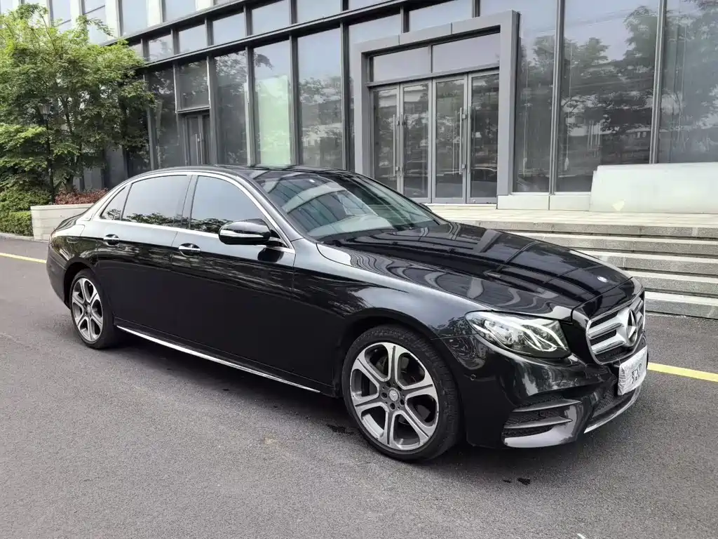 Mercedes-Benz E-Class 2017 — фото 2