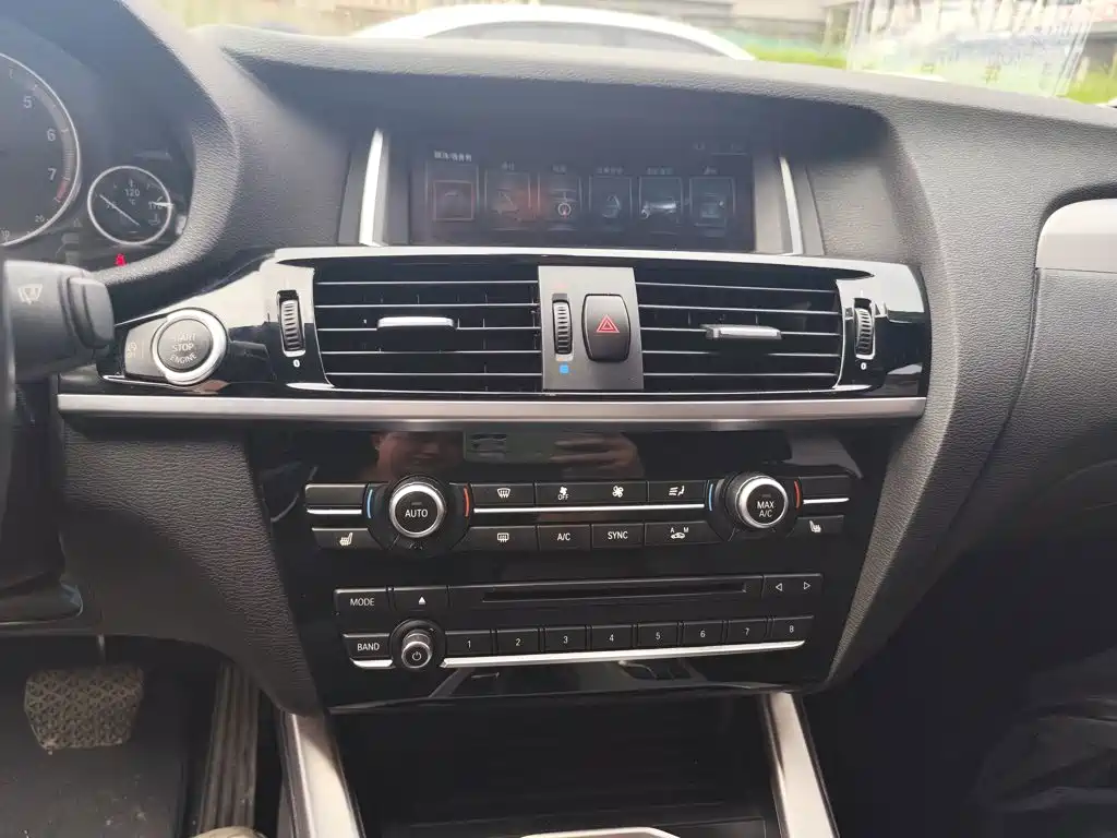 BMW X4 2016 — фото 14