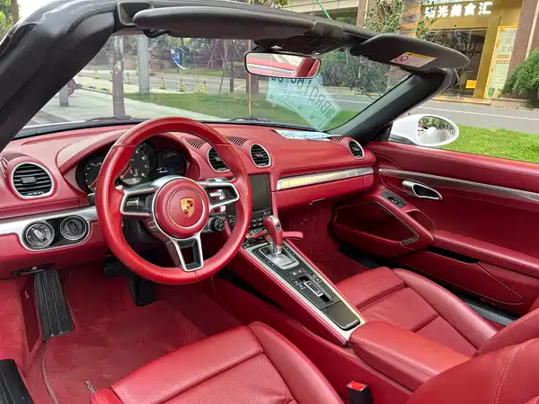 Porsche 718 2020