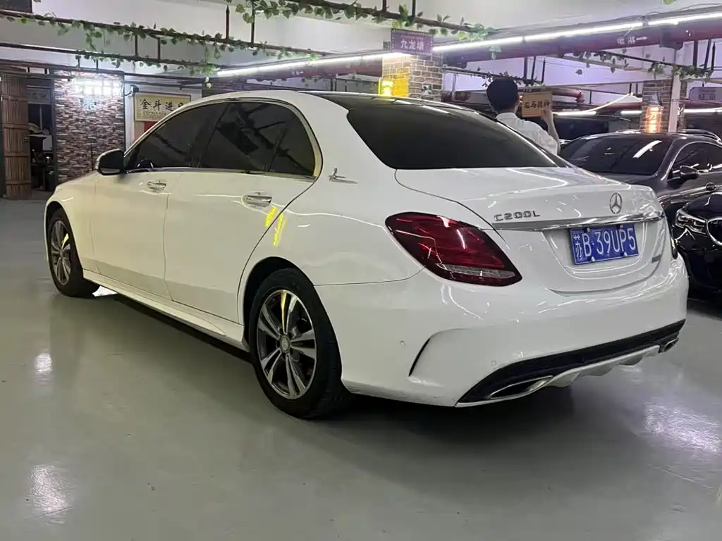 Mercedes-Benz C-Class 2017