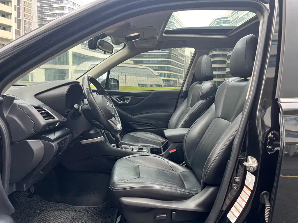 Subaru Forester 2019 — фото 8
