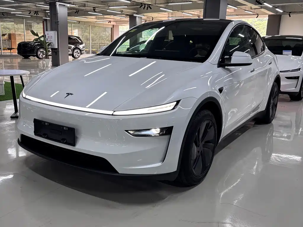 Tesla Model Y 2026