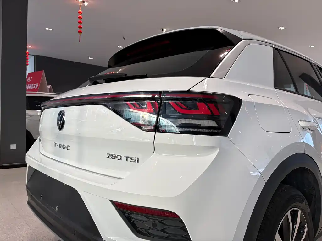 Volkswagen T-Roc 2024 — фото 15