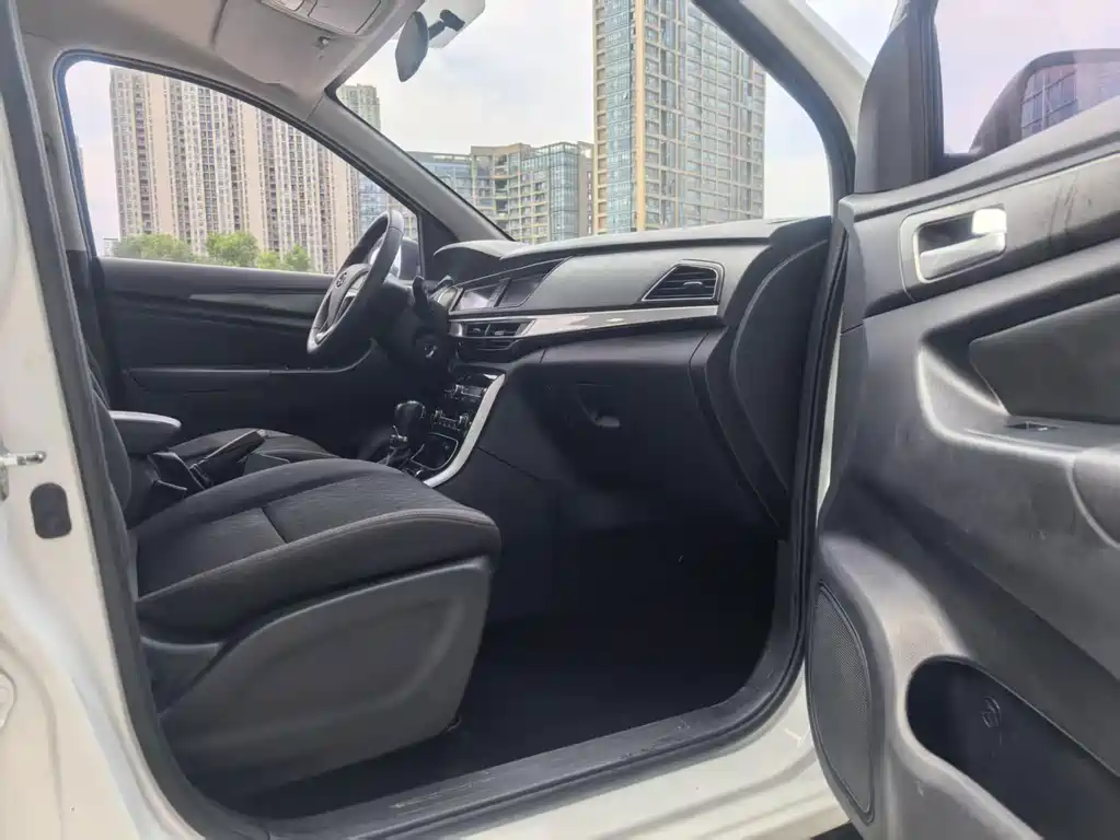 Changan Auchan A600EV 2021 — фото 14