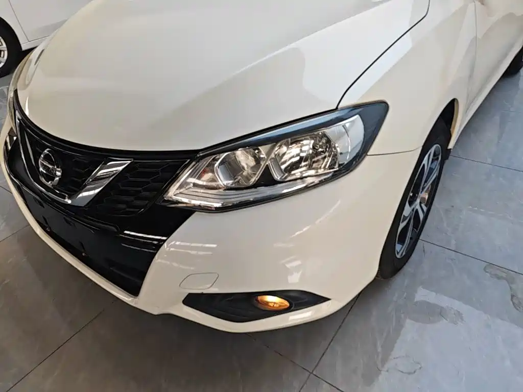 Nissan Tiida 2019 — фото 24