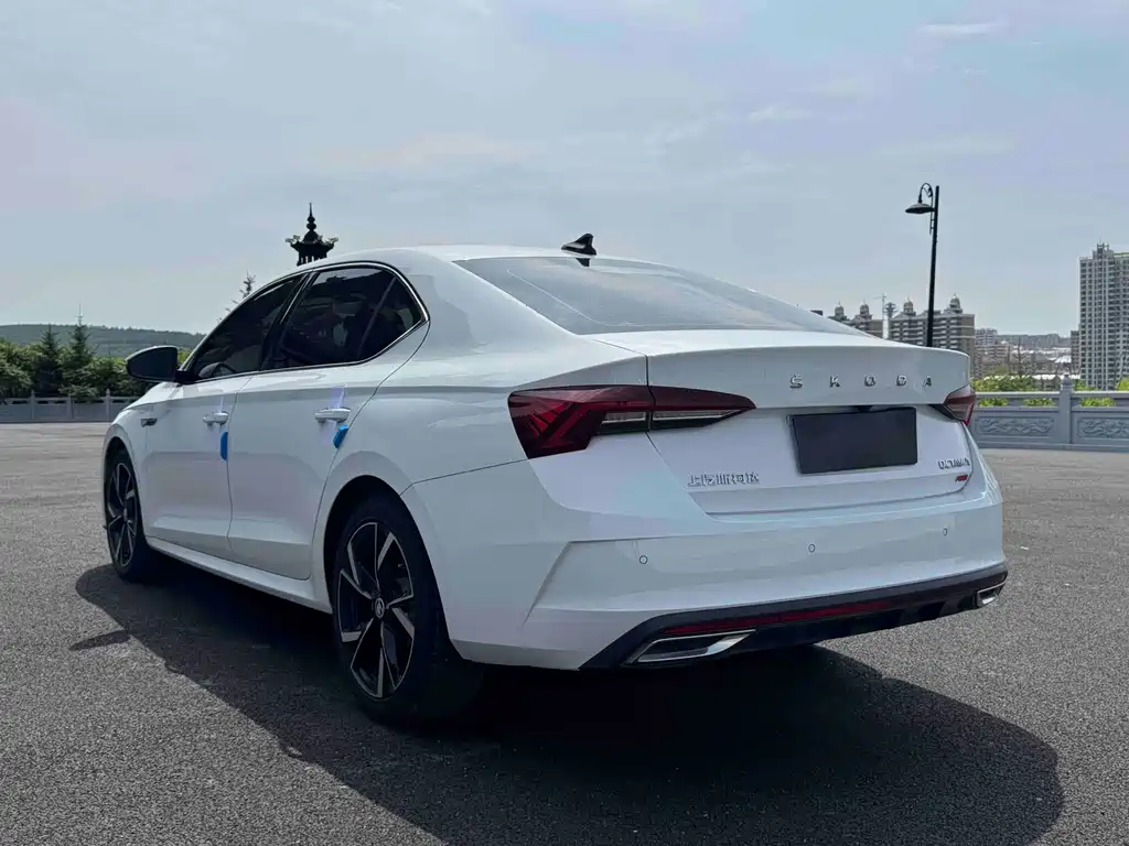 Skoda Octavia 2023