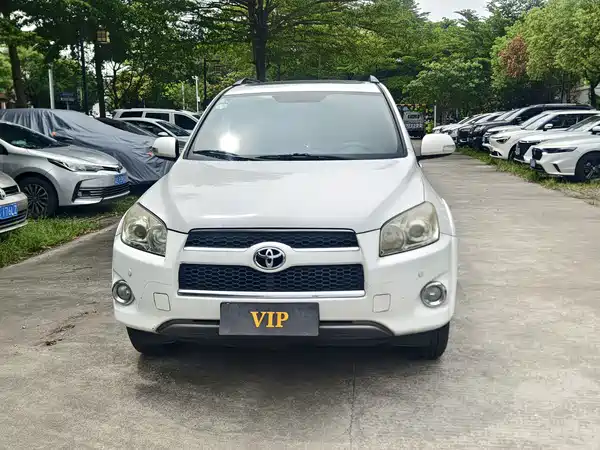 Toyota RAV4 2012