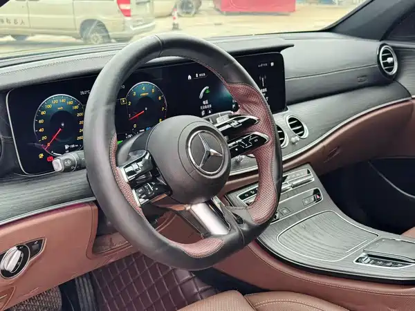 Mercedes-Benz E-Class 2021