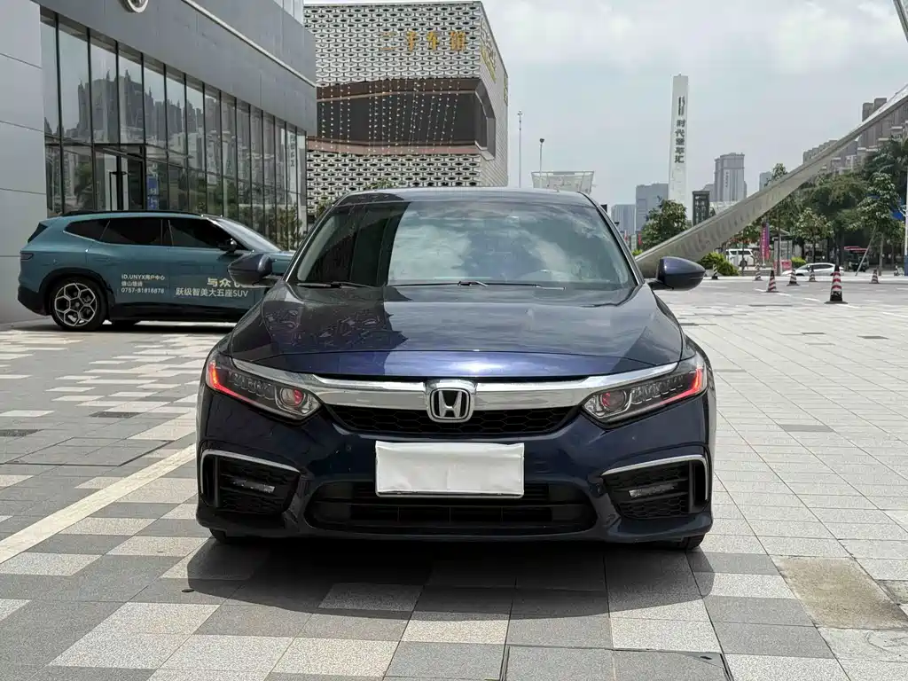 Honda Inspire 2021 — фото 2