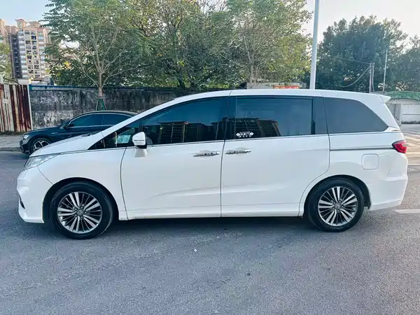 Honda Odyssey 2018