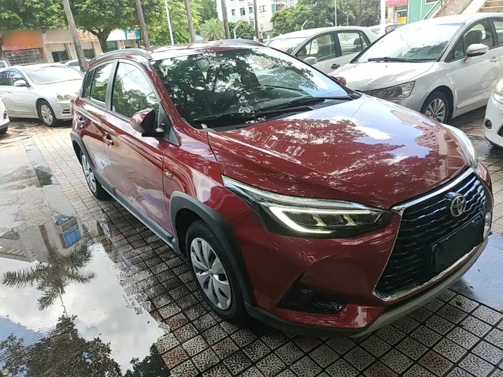 Toyota Yaris L 2022 — фото 22