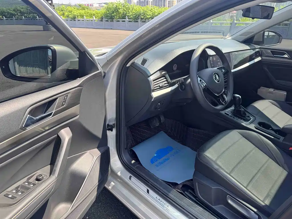 Volkswagen Lavida 2021
