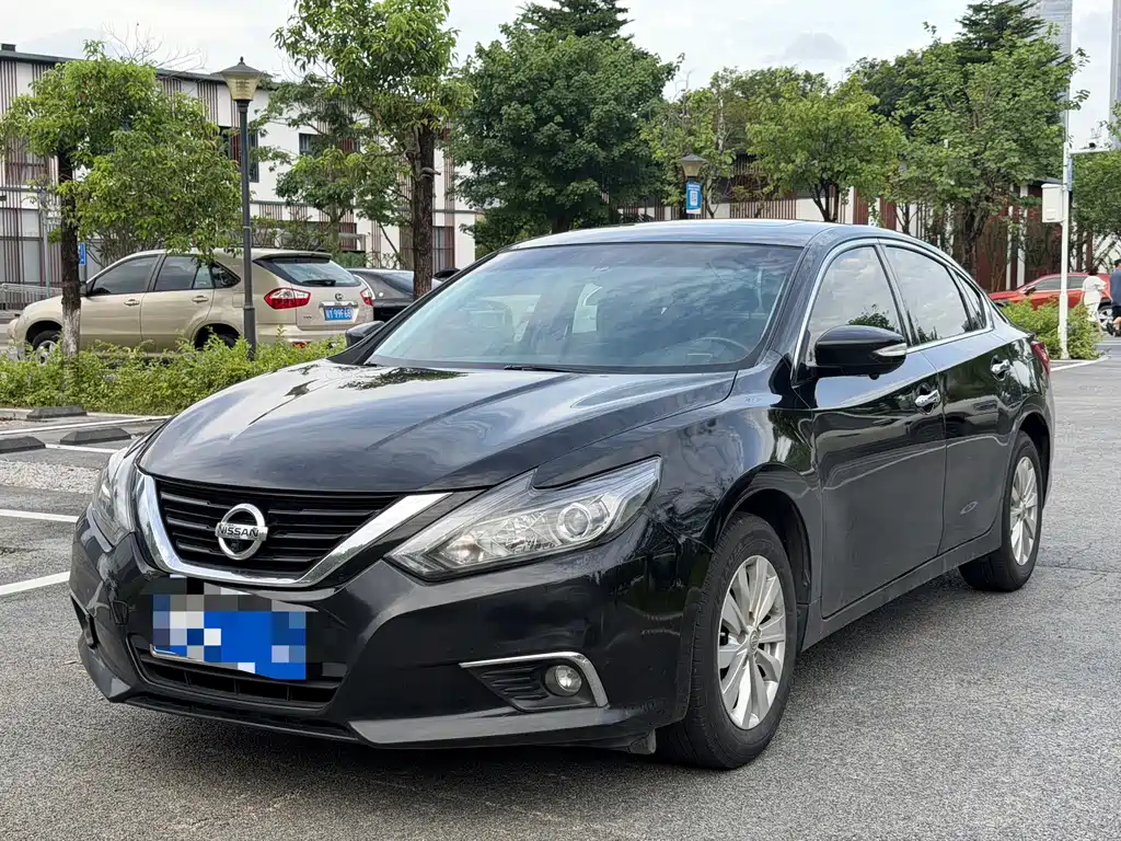 Nissan Teana 2018