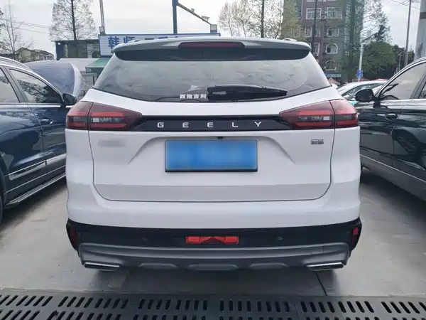 Geely Boyue 2021