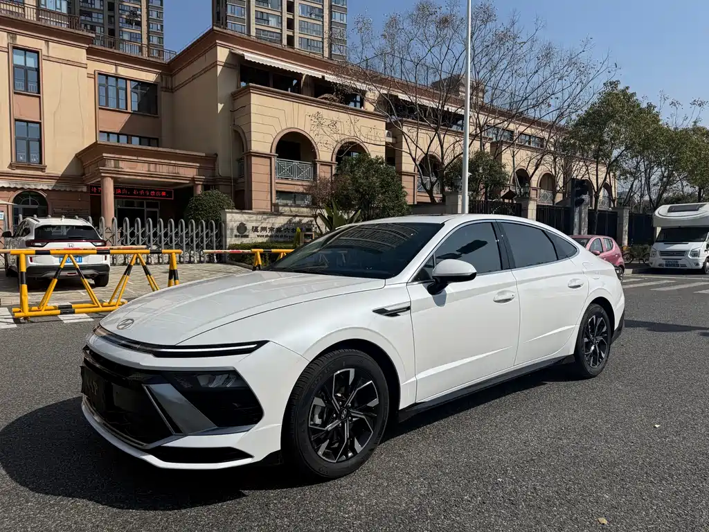 Hyundai Sonata 2025