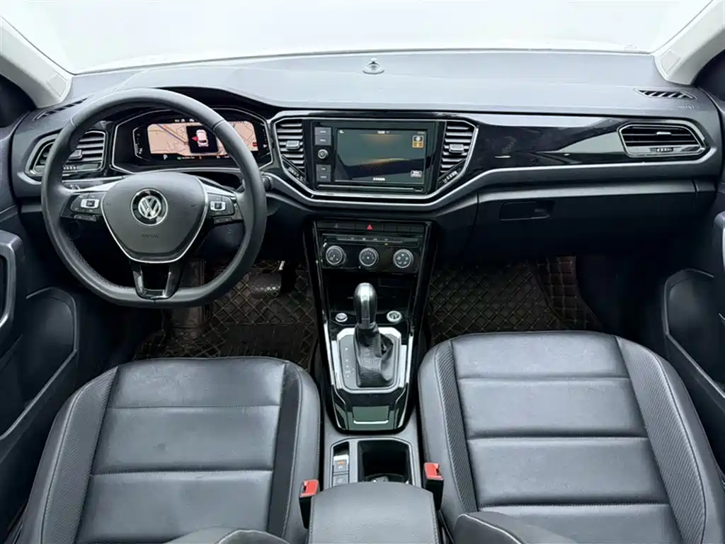 Volkswagen T-Roc 2020 — фото 15