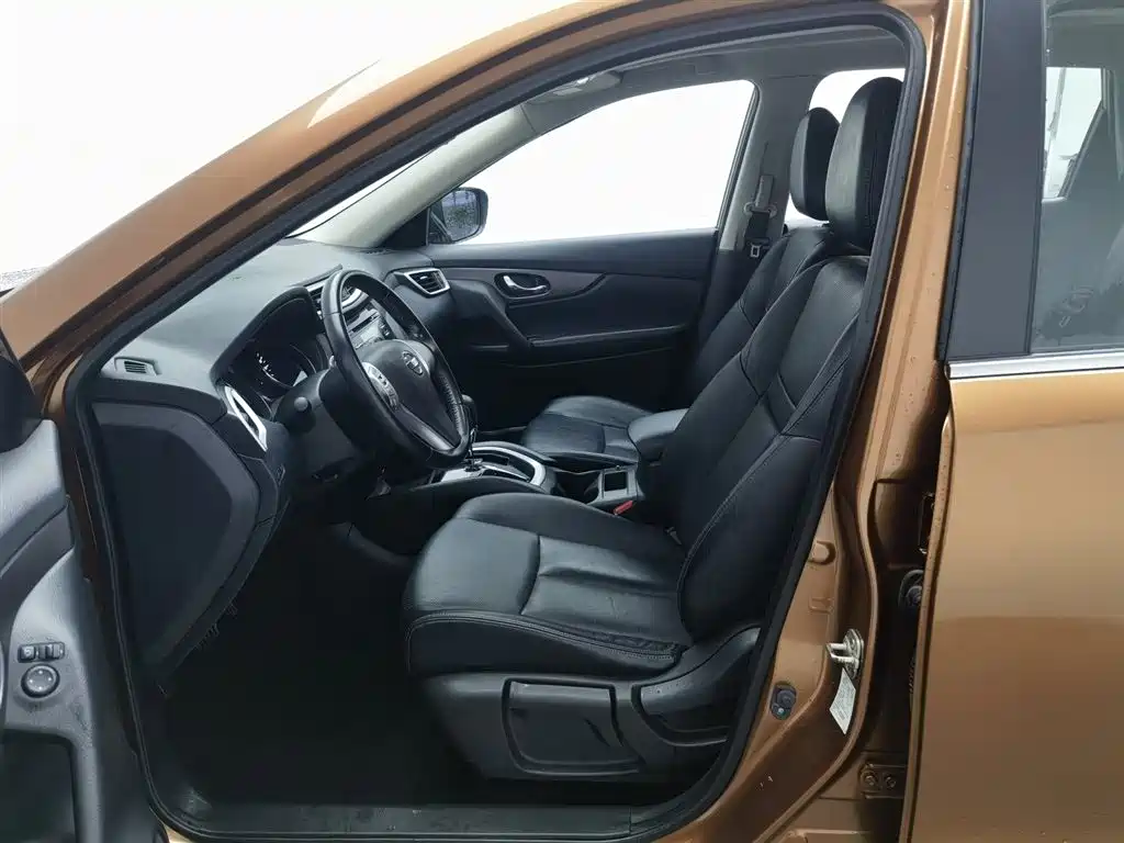 Nissan X-Trail 2015 — фото 10
