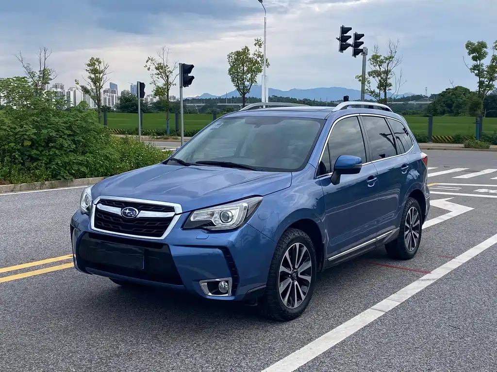 Subaru Forester 2016 — фото 1
