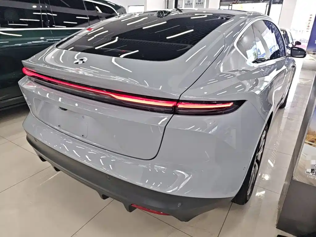 NIO ET5 2024