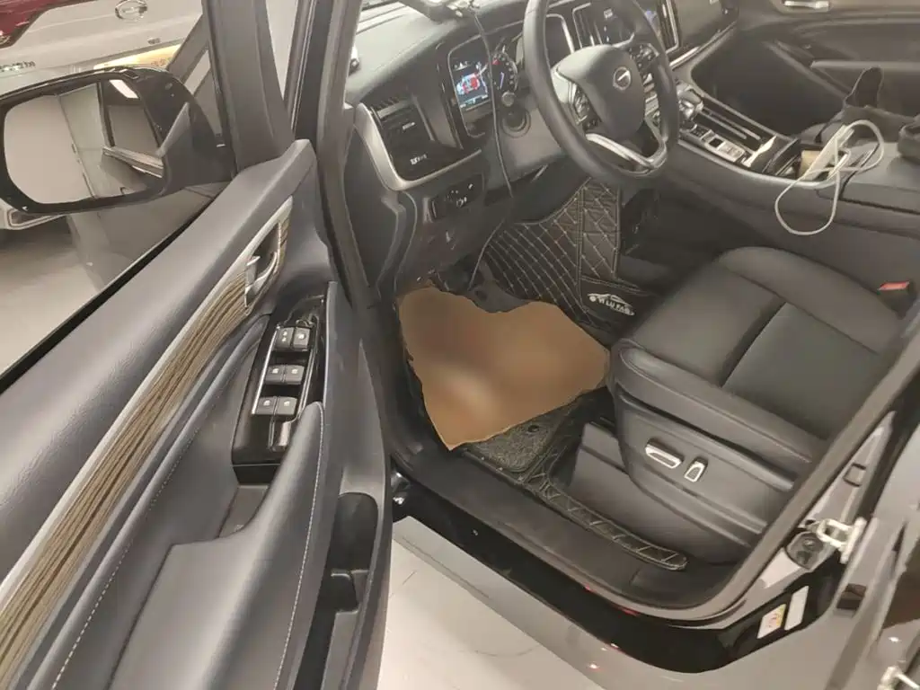 GAC Trumpchi M8 2023 — фото 16