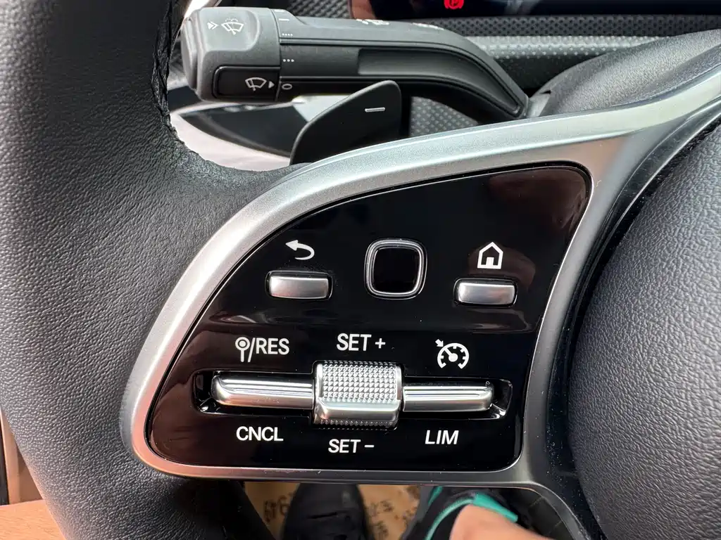 Mercedes-Benz A-Class 2022 — фото 26