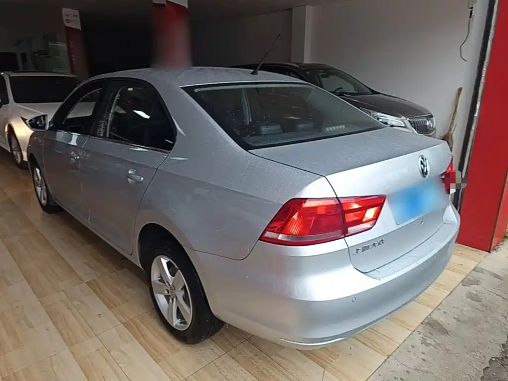 Volkswagen Santana 2016